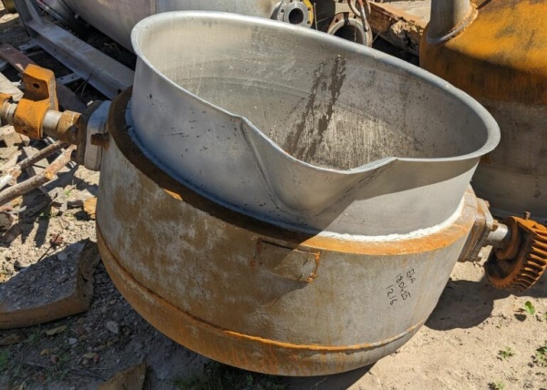 Варочный котел, объем — 0,3 куб.м., нержавеющий, рубашка, инв 1216