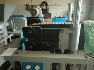 Трубная линия Экструдер