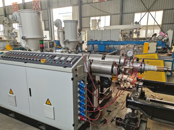 Экструзионная линия гофрированных труб, Линия двухслойных гофрированных труб