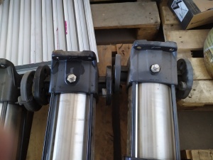 Вертикальные многоступенчатые насосы Grundfos CR 5-9 (4 шт.)