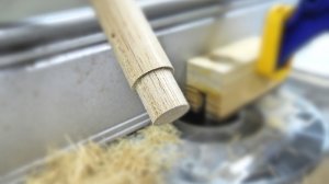 Хитрый способ нарезания идеального круглого шипа