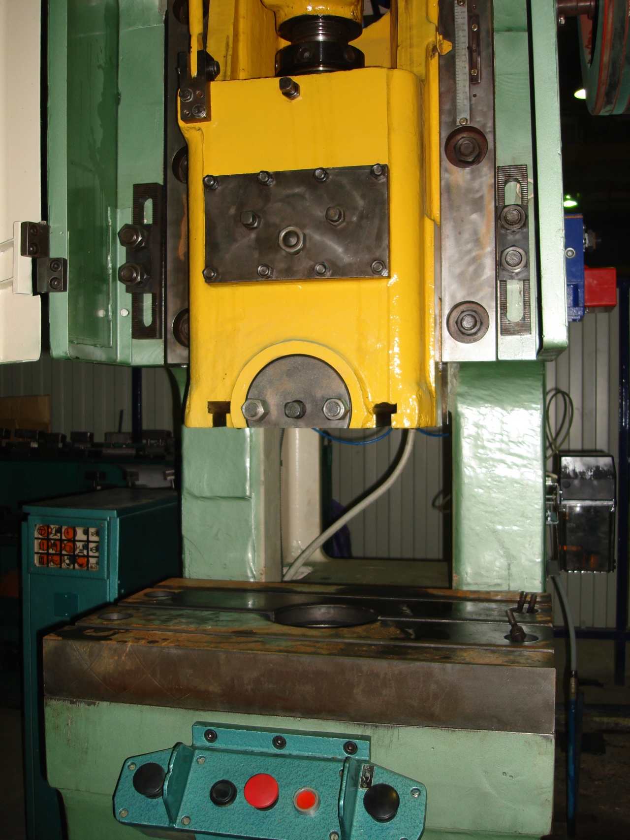 пресс кривошипный кд2134. пресс кривошипный кд2130. гильотина кд2114. пресс кривошипный кд2124. пресса кд.