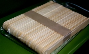 станок для упаковки шпателя медицинского деревянного