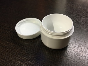 Пресс-форма для изготовления пластиковой баночки для крема