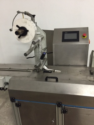 Фасовочный автомат для штучной упаковки кускового прессованного сахара-рафинада в пакет типа «мини подушка» (flow pack mini)