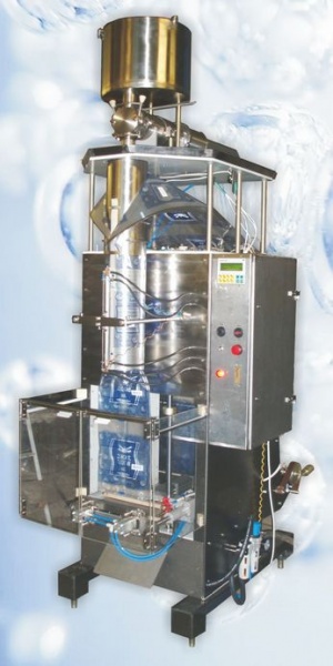 Автомат "Зонд-Пак" предназначен для розлива и упаковки питьевой воды + винтовой компрессор + осушитель