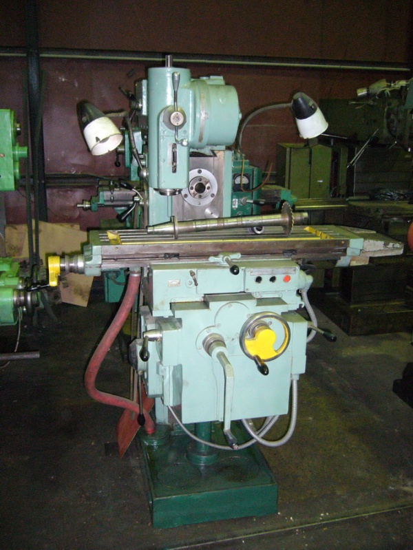 станок 6т80ш. 6т80 фрезерный станок. 6р80 фрезерный станок. станок 6т80ш. фрезерный станок 6т80.