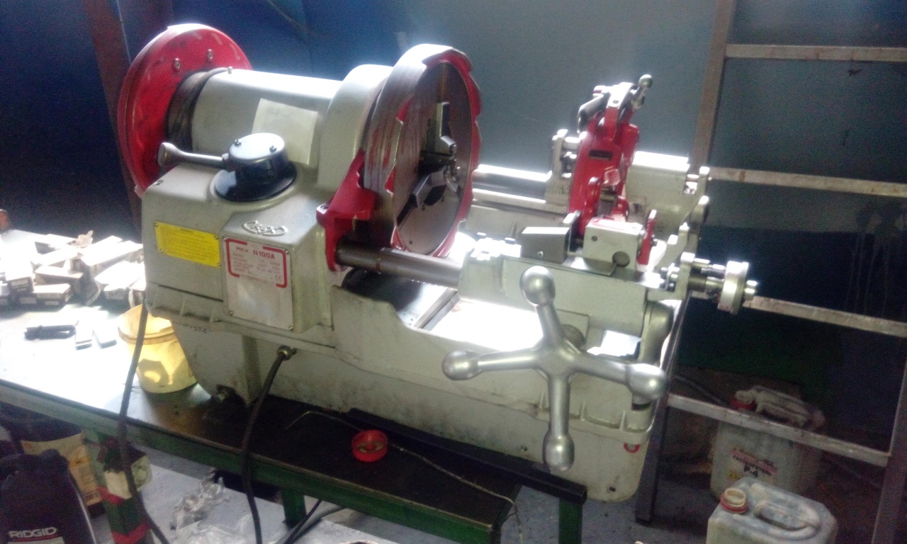 Резьбонарезной станок REX N100A для нарезки резьбы на трубах 1/4-4\" и ...