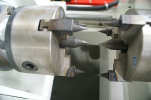 4-х координатный фрезерный станок M5024G с ЧПУ (диаметр изделий - до 500 мм)