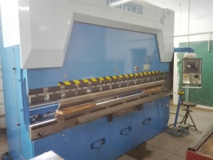 Листогибочный пресс FINN-POWER Х100-3200 ЧПУ Siemens Sinumerik 840D