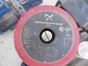Насос циркуляционный Grundfos UPS 50-185 F