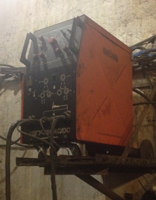 Аргонодуговая установка СЭЛМА УДГУ-251 АC/DC комплект купить Б/У в ...