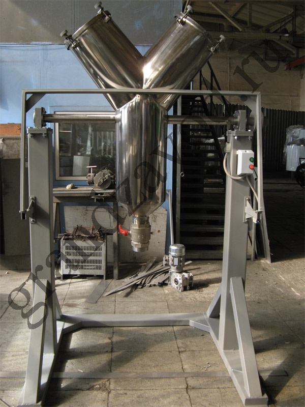 Смеситель вертикальный шнековый свш-3. Шнековый смеситель для сыпучих продуктов. Смеситель для смешивания сухих компонентов. Смеситель для пастообразных материалов. Смеситель пищевой для сыпучих продуктов.