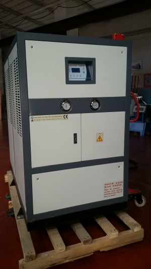 Чиллер (промышленный холодильник) в наличии, ECA-05, ECA-08, ECA-10, ECA-12, ECA-15