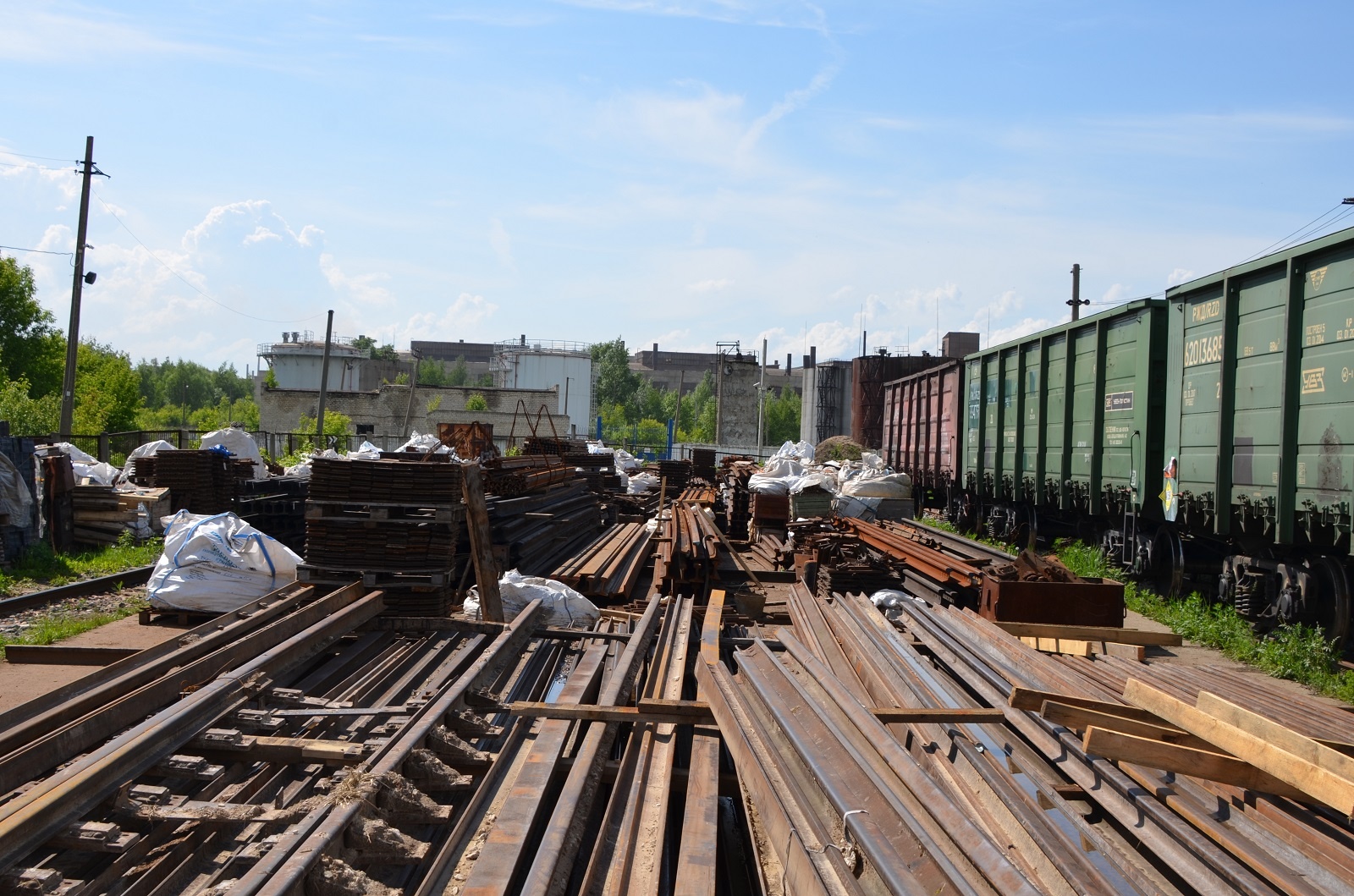 Перевозка негабаритных грузов жд. Рельсовая накладка р43. Меню советского вагона ресторана. Объявление ж д. Объявления поездов.