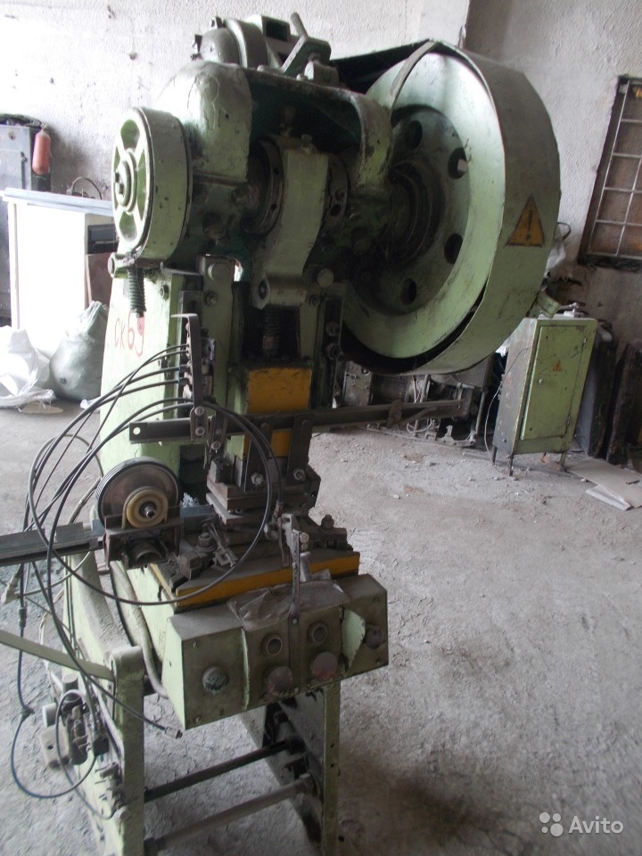 Пресс кривошипный наклоняемый ПКН-10 купить Б/У в Омске по цене 40 000 ...