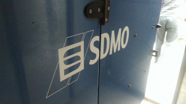 Генератор SDMO J 33 на 30кВт 2012г. в идеальном состоянии