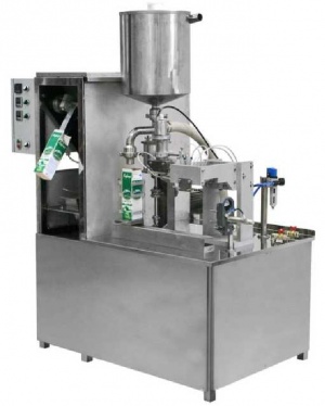 Фасовочное оборудование розлива молока в Тетра-Пак, Пюр-Пак пакет – полуавтомат ПАФ-400 фасовки сметаны, упаковки кефира, йогурта