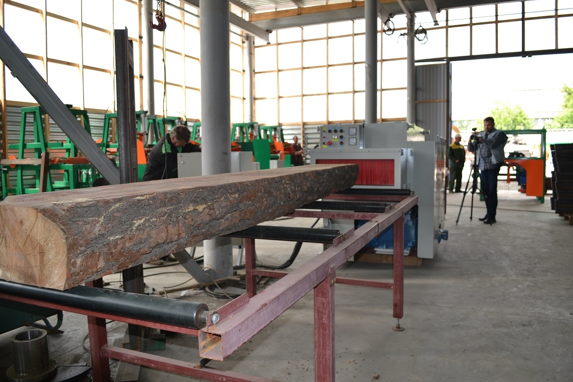 многопил белая акула 2ц350. двухвальный многопильный станок белая акула 2ц16-350. многопильный станок «белая акула» 1ц8-450. многопильный станок белая акула. дисковый многопильный станок белая акула 2ц16-350.