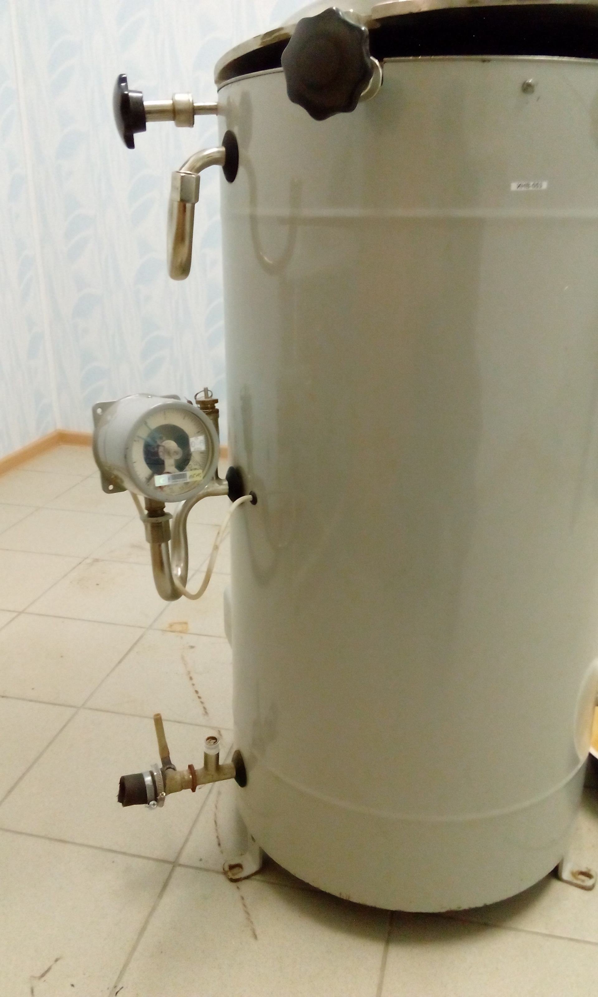 Стерилизатор паровой ВК-75-01 купить Б/У в Красноуральске по цене 32 000  руб. - Биржа оборудования ProСтанки