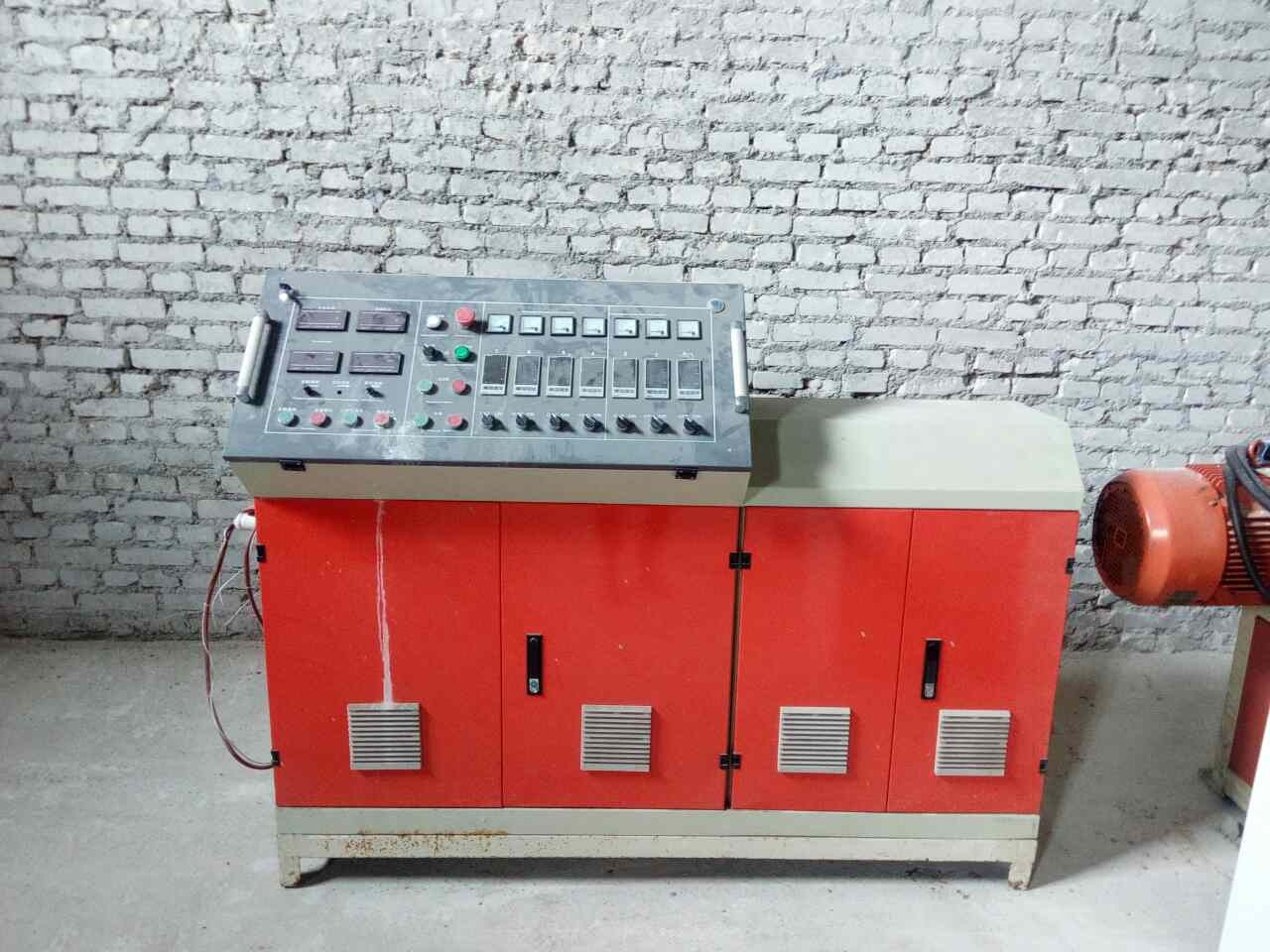 Экструдер для изготовления ПВХ профиля купить Б/У в Минске по цене $ 21 ...