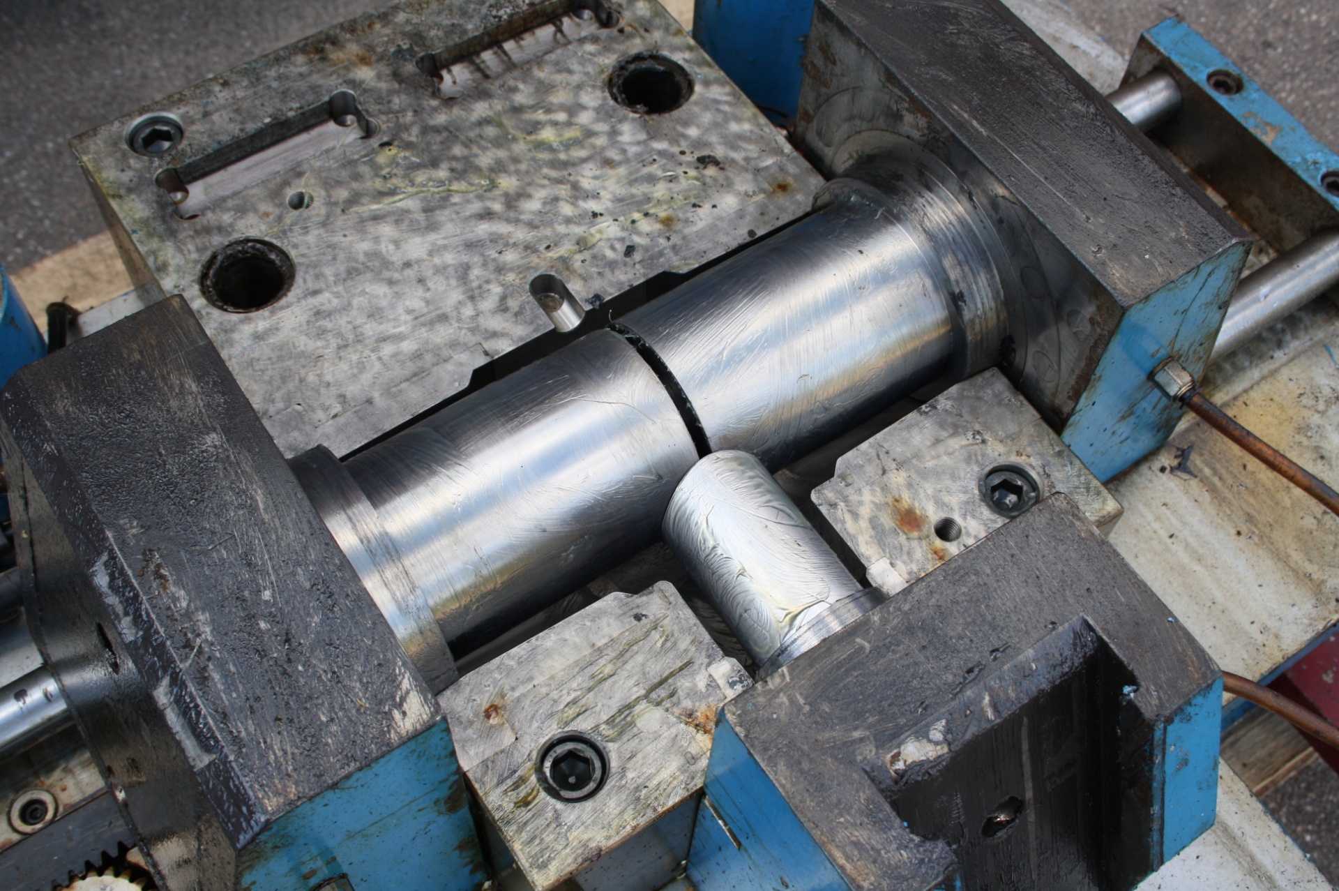 Пресс формы купить Б/У в Москве - Биржа оборудования ProСтанки