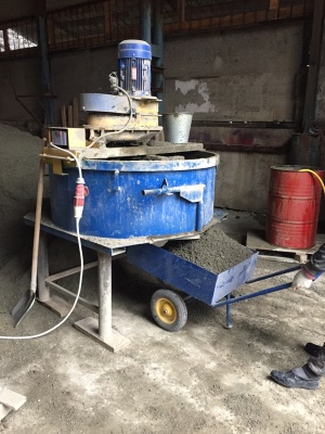 Бетоносмеситель принудительного типа ЭСТ-500 (450л.)