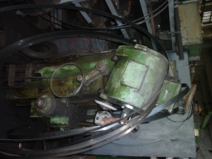 Станок отрезной кругло-пильный 8В66А с заточным оборудованием