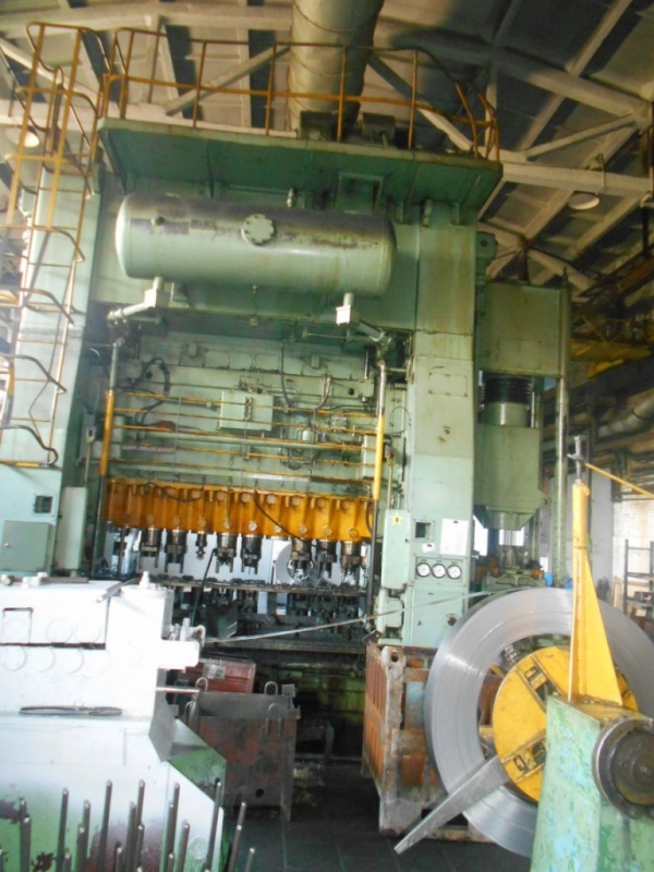 Пресс-автомат AIDA FT2-25 (усилие 250 тонн)
