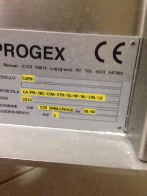 Автомат для упаковки сыра моцарелла в пленку(Италия)