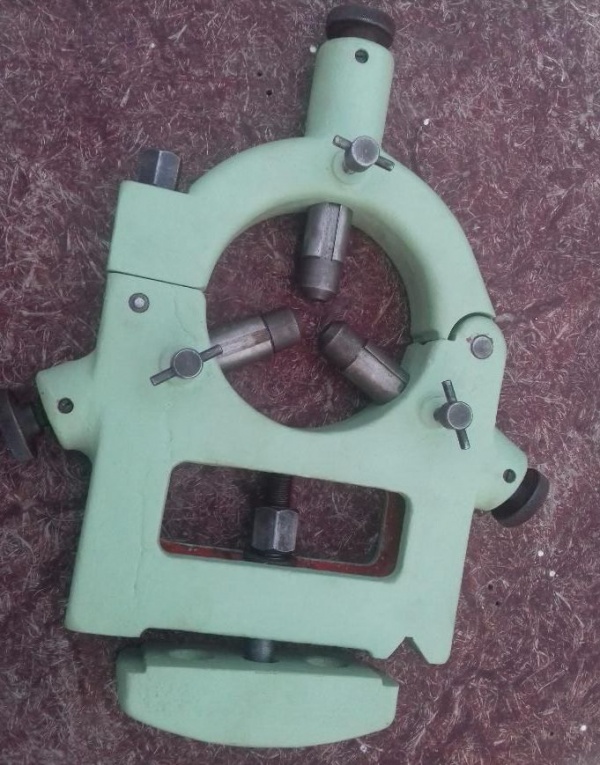 Люнет на станок 16к20. Люнет неподвижный 16к20. Люнет большого диаметра. Люнет неподвижный 16к20. Люнет неподвижный 16к20.