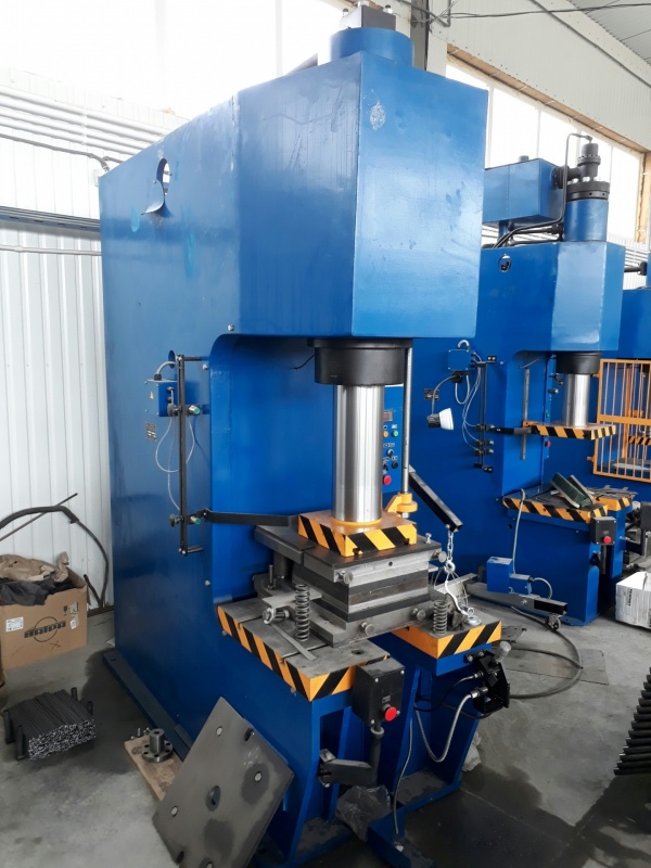 Гидравлические прессы от 10 до 100 тонн купить в Павлово по цене 490 ...