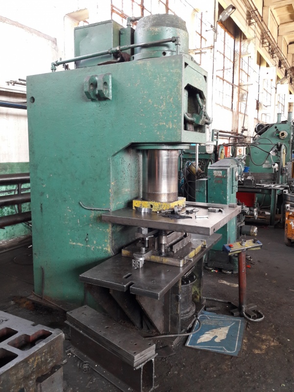 псу-500. пресс однокривошипный кд2328. б6238 пресс брикетировочный. прима пауэр координатно пробивной чпу. пресс гидравлический д2422.