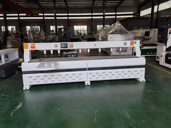 20-90-534 CNC сверлильно-долбежный станок WOODLAND MACHINERY купить в ...