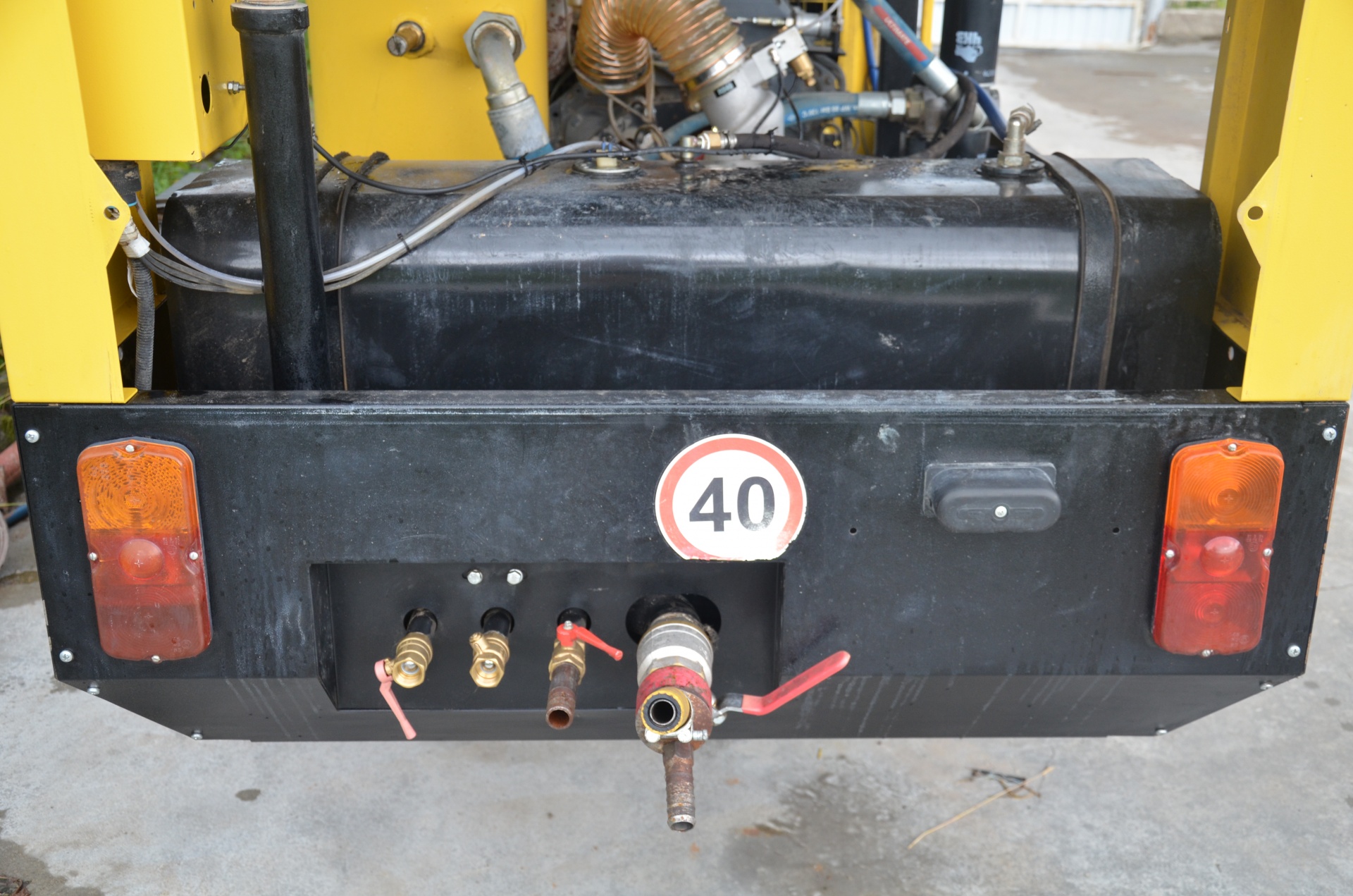 компрессор кв 12. чкз кв-10/8с* винтовой компрессор. дизельный компрессор кв 12 12 винтовой блок. кв 12 12 п. компресор винтоврй dlcy 12/12 дизельный.