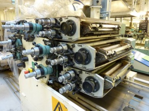 формовочную линию Gabler и печатную машину VAN DAM
