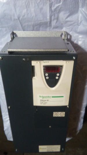 Преобразователь частоты Altivar 61 ATV61HD37N4 37кВт, 480B, Schneider Electric