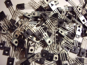 Транзистор КТ626 В Новые не паянные. 158 штук
