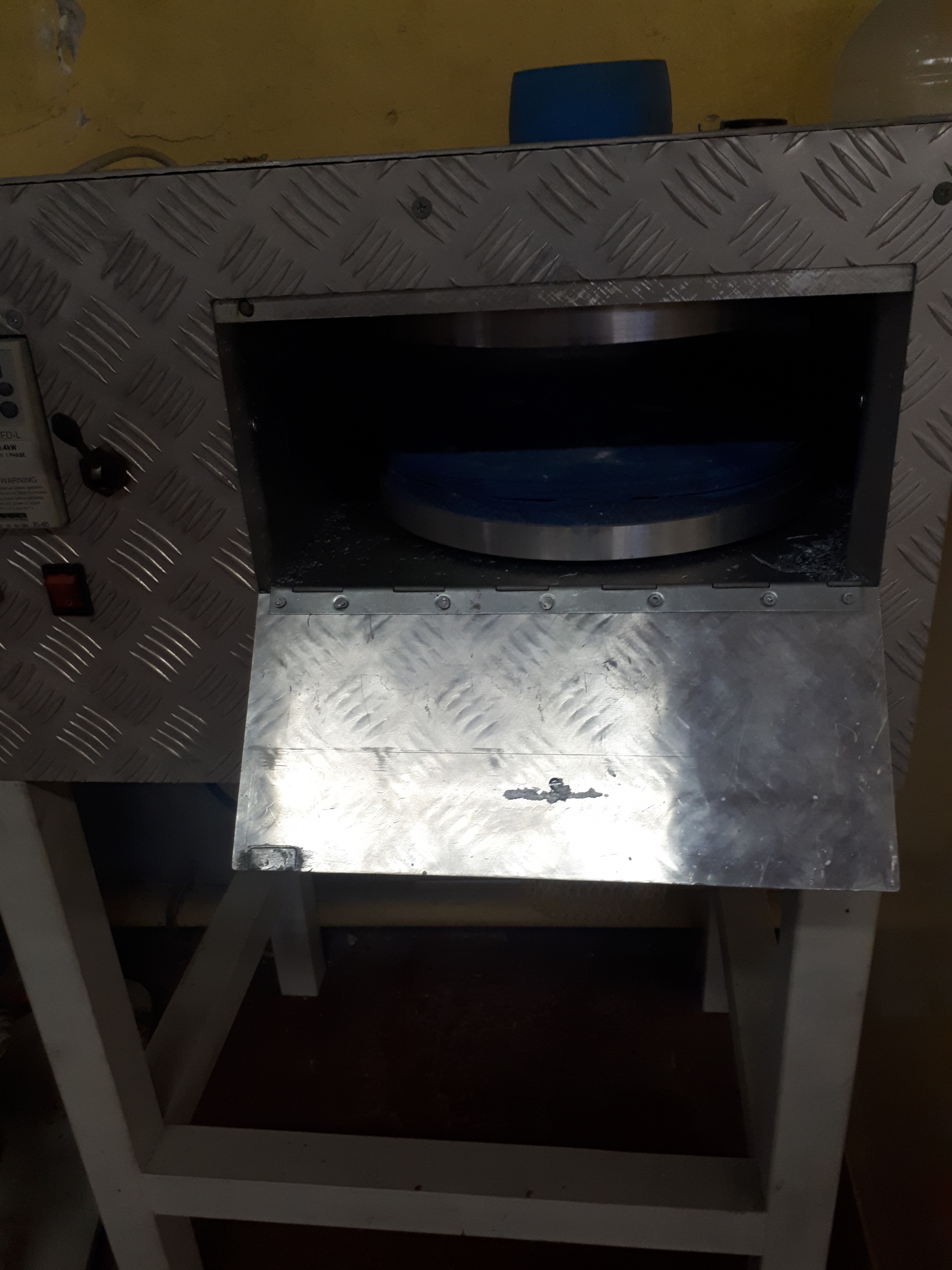 Центробежная Литейная установка для литья легкоплавных металлов купить ...