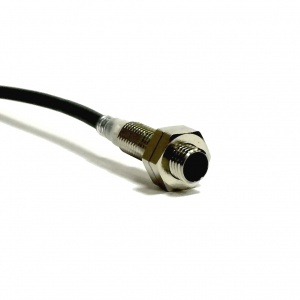 E2AG-S08KS01-WP-C1 2M Индуктивный датчик NPN NO, M8, дист 1 мм, кабель 2м