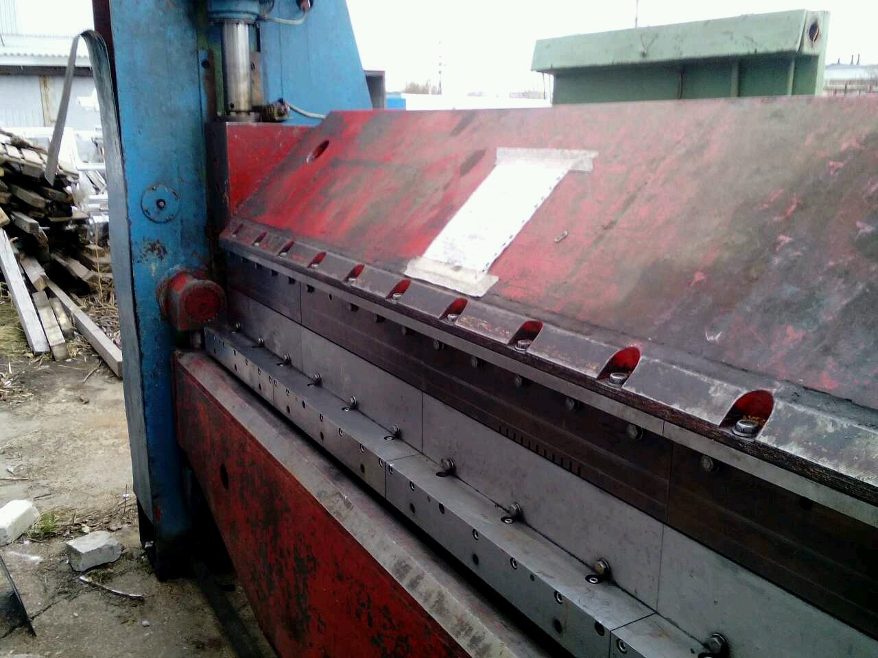Гидравлический листогиб ИВ2116 с поворотной балкой купить Б/У в ...