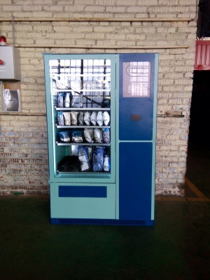 Вендинговый автомат с сенсорным экраном
