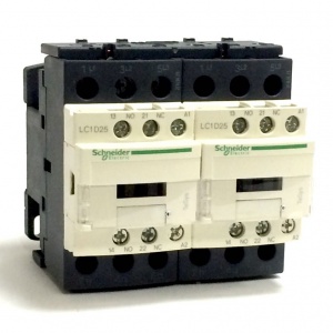 LC2D25X7 Реверсивный контактор TeSys D, 3P (3 NO), AC-3, 440 В, 25 А обмотка аккумуляторной батареи 600 В