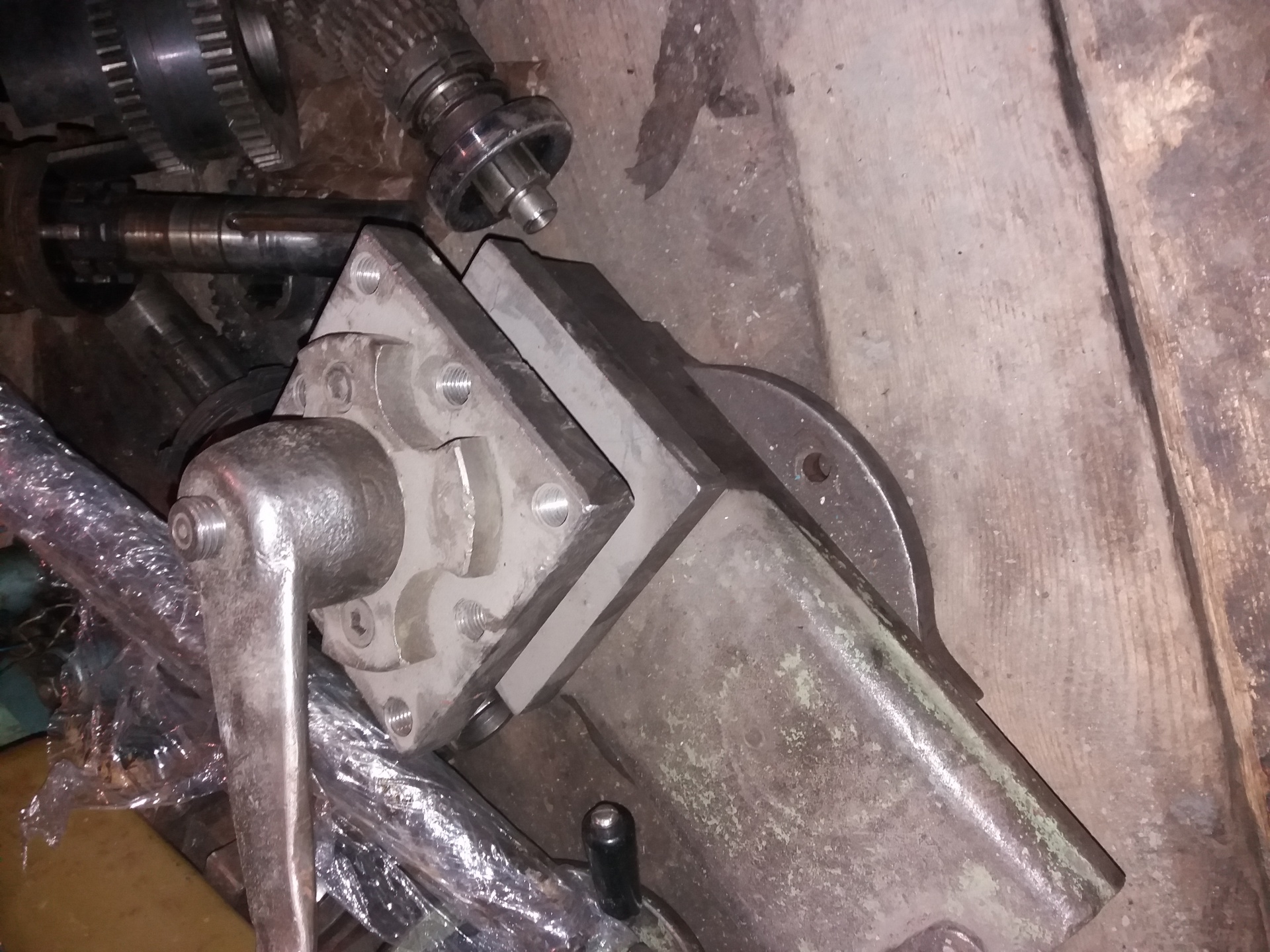 Суппорт 1к62. Защитное ограждение суппорта станка. Подвижный суппорт 1д601. Суппорт 1к62. Суппорт 1к62.