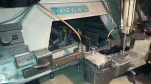 PEGAS 235 AUTOMAT NC B1 автомат ленточно-пильный 2004 г.в. Ленточная пила по металлу