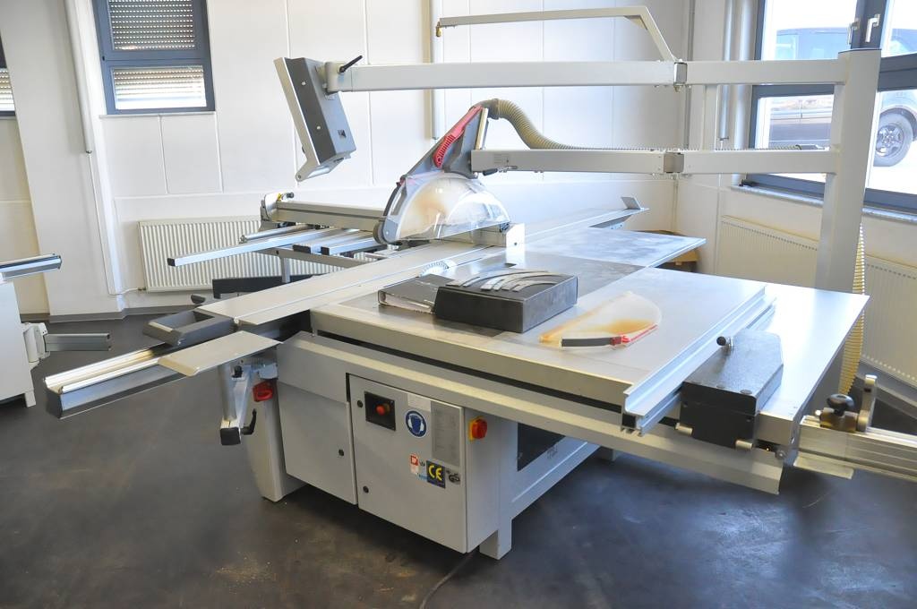 Раскроечный центр чпу кдт 832. Scm станок форматно раскроечный станок чпу. Ks-542hl. Чпу станок filato. Раскроечный центр biesse.