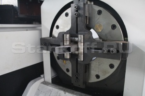 Оптоволоконный лазерный станок для резки листового металла и труб XTC-FT1325/2000 Raycus