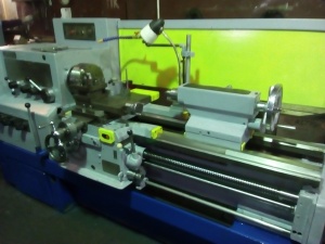 Ремонт и модернизация металлообрабатывающих станков. Станина станка 3д4230. Слесарный станок по металлу. Ремонт металлообрабатывающих станков. Станки и оборудование.