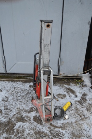 HILTI DD 350-CA - установка алмазного бурения