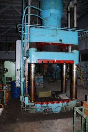 KuPY-630 гидравлический пресс усилие 630 тонн